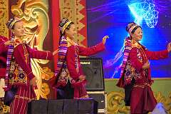 Plang thengpul, a Monpa Group Dance by the Snow Lion Cultural Troupe.