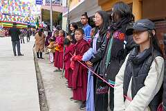 On the last day of the Tawang Festival, people waiting for the Carnival Parade.