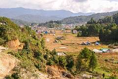 View to Hapoli from the road, coming from Kardo.