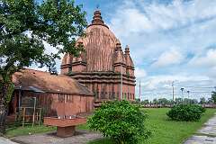 Devidol temple, dedicated to goddess Durga, was built by Queen Ambika Devi, one of the queens of King Siva Singha (1714-44 CE).