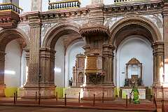 In the Church of St. Francis of Assisi, established by eight Portuguese Franciscan friars who landed in Goa in 1517; the present church was built in 1661.
