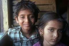 Two Indian children in the train from Lahore to Amritsar