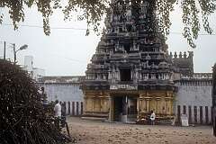 The Sri Ulagalantha Perumal Temple, dedicated to Vishnu, in Kanchipuram. Dating back to the 9th century CE, it is also in the Dravidian style of architecture.
